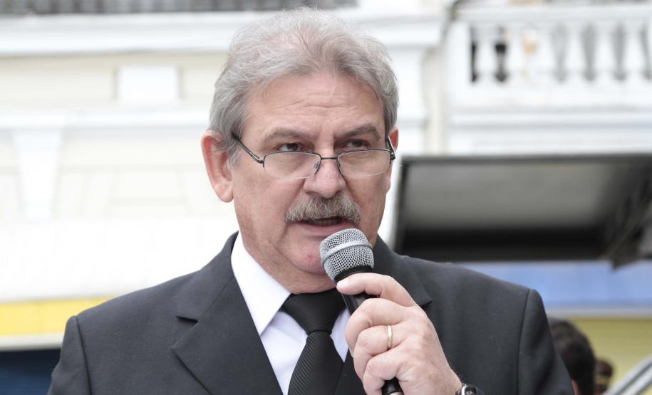 Polícias do Paraná comemoram Dia de Tiradentes