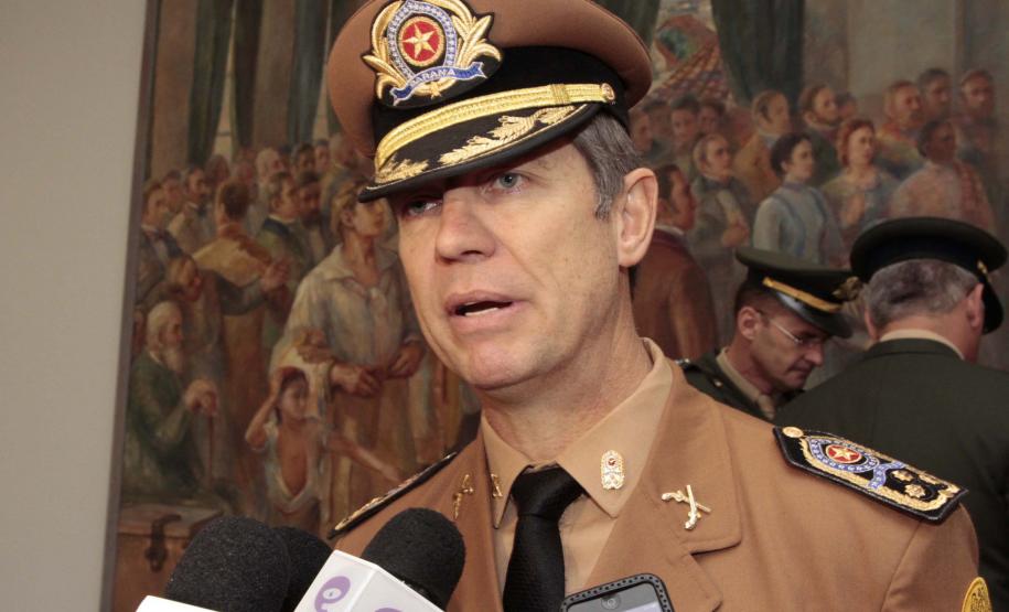 Lei que garante aos PMs mais antigos 50% das vagas no Quadro Especial de Oficiais é assinada no Dia do Patrono da corporação